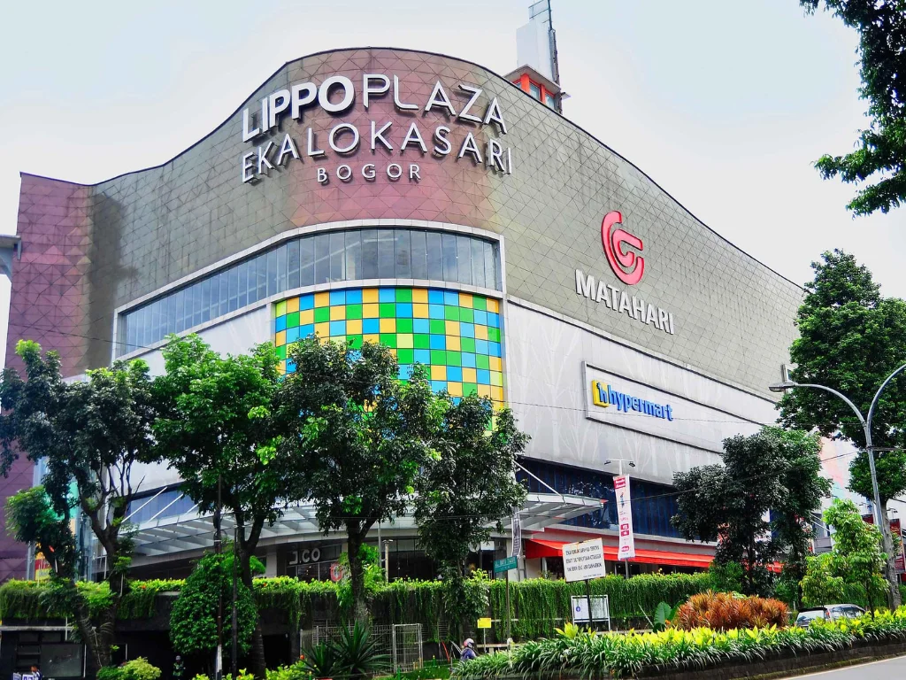 Ekalokasari Lippo Plaza - Shopping Center